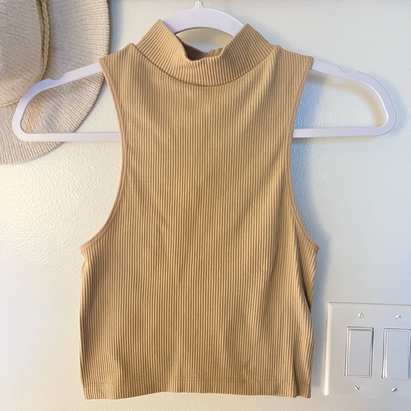 Zara mockneck tank tops - Picture 3 of 3